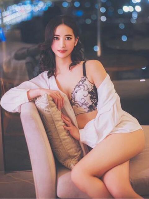 財前あきら ウルトラプラチナム（デリヘル）