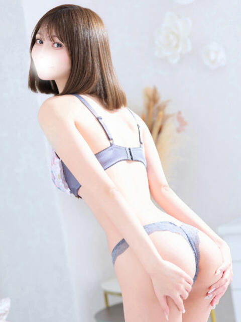 どれみ★国宝級！究極の美ボディ Chloe五反田本店　S級素人清楚系デリヘル（デリヘル）