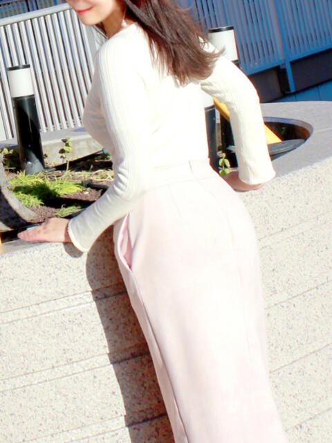 あみ 完熟ばなな千葉店（人妻・熟女デリヘル）