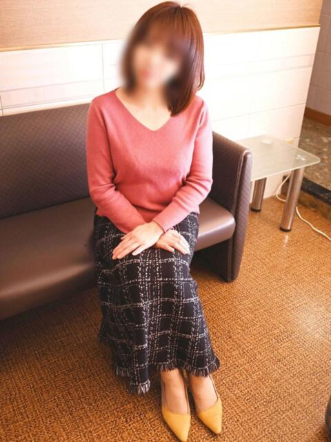 ひとは～上野 完熟ばなな千葉店（人妻・熟女デリヘル）