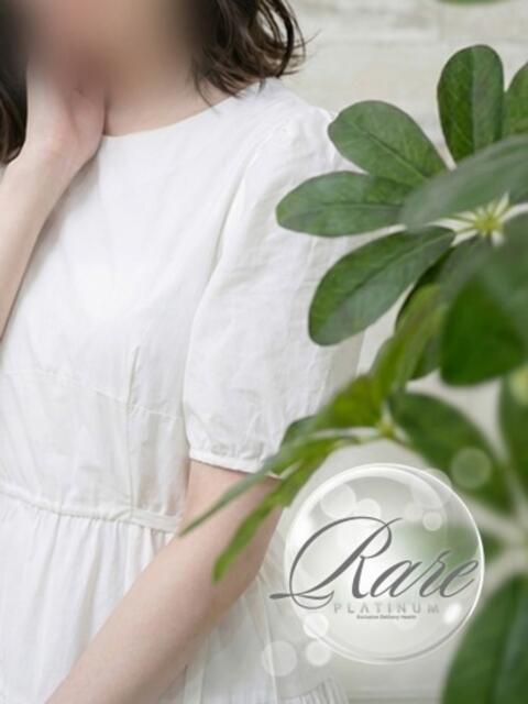 まりこ 清楚系美女専門店PLATINUMプラチナム四日市店（デリヘル）