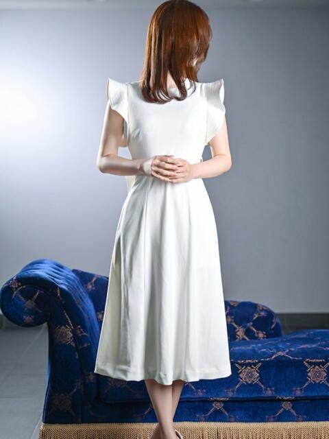 岩崎 果歩 ELEGANCE（高級デリヘル）