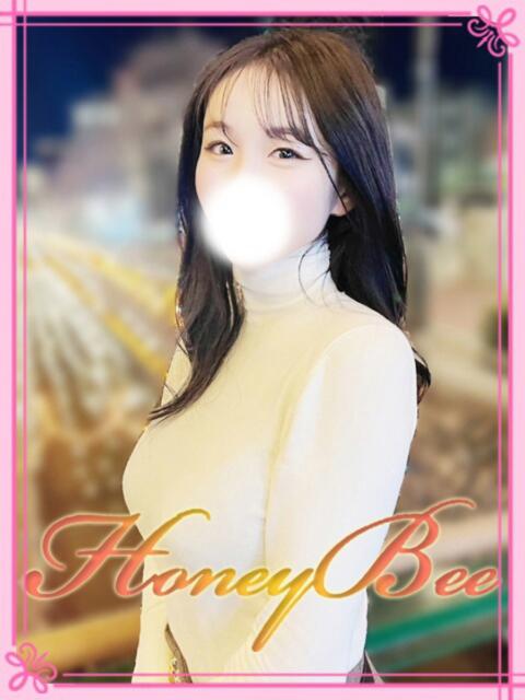 みま（元教師！圧倒的な居心地を ハニービー（Honey Bee）（デリヘル）