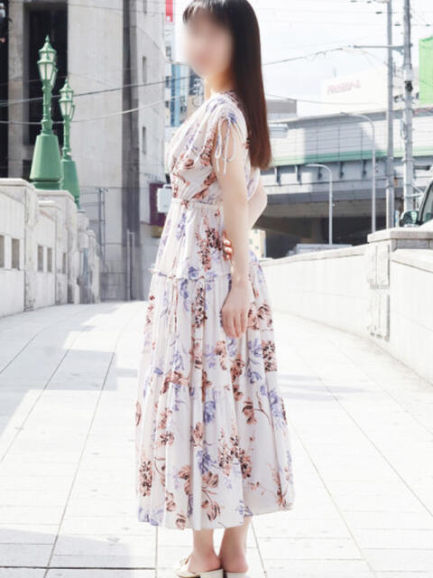 よしの 奥鉄オクテツ大阪（駅待ち合わせ型人妻デリヘル）