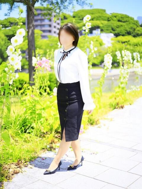 冬崎 菜月 こあくまな熟女たち 周南・徳山店（KOAKUMAグループ）（人妻・熟女デリヘル）