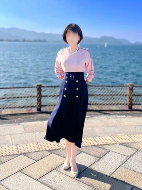 岩田 ゆりこ こあくまな熟女たち 高松店（KOAKUMAグループ）（人妻・熟女デリヘル）