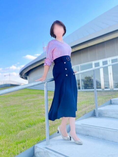 岩田 ゆりこ こあくまな熟女たち 高松店（KOAKUMAグループ）（人妻・熟女デリヘル）