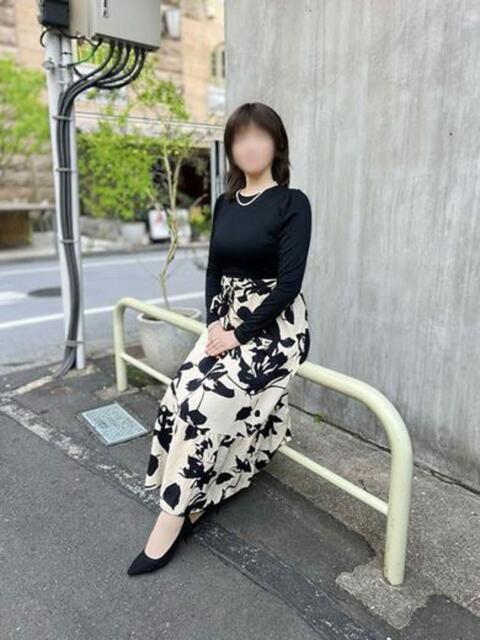 鈴木麗奈 こあくまな熟女たち 池袋店(KOAKUMAグループ)（人妻・熟女デリヘル）