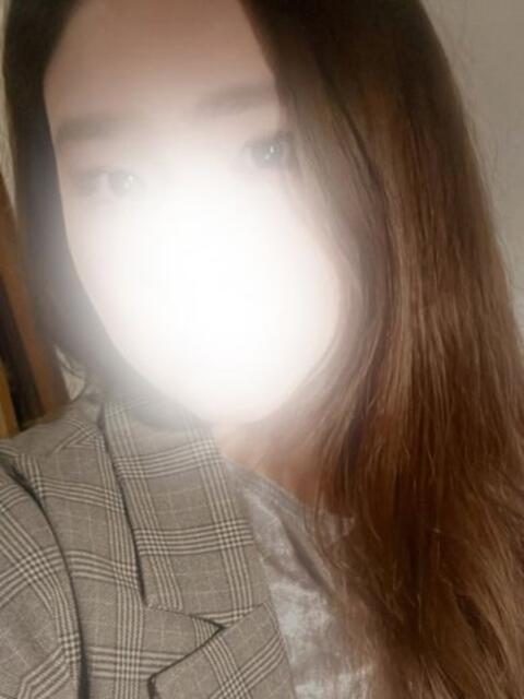 ねる★未経験地元沖縄島娘 かりゆしOLの秘密【20代沖縄美女多数在籍-デリヘル×ヌードエステ】（性感エステ＆デリヘル）