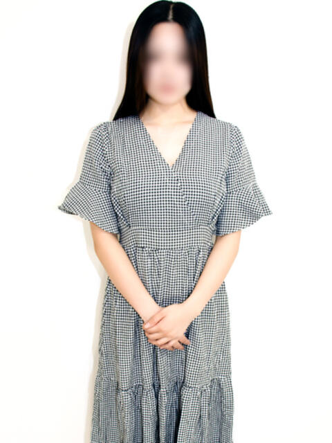 らら 池袋しろパラ（ホテヘル（手コキ・オナクラ））