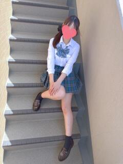 新入生 なな 青チェと赤チェ（池袋/デリヘル）