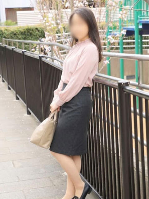 ゆいな 出会い系人妻ネットワーク 新宿〜池袋編（待合せ型人妻系デリヘル）