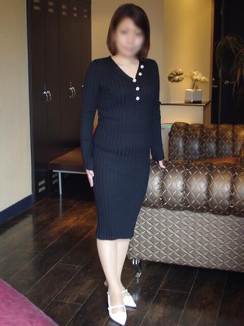 大石麻梨香 派遣妻（はけんづま）（待ち合わせ型人妻専門デリヘル）