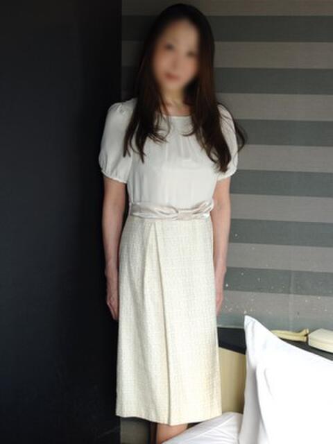 佐原美緒 派遣妻（はけんづま）（待ち合わせ型人妻専門デリヘル）