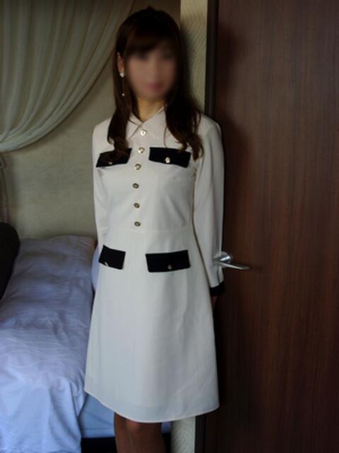 一条綾乃 派遣妻（はけんづま）（待ち合わせ型人妻専門デリヘル）