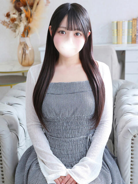 みお★キスで乱れる清純派JD★ S級素人清楚系デリヘル chloe（デリヘル）