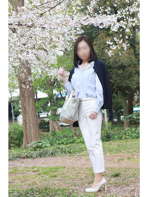 あまみ 奥鉄オクテツ大阪（駅待ち合わせ型人妻デリヘル）