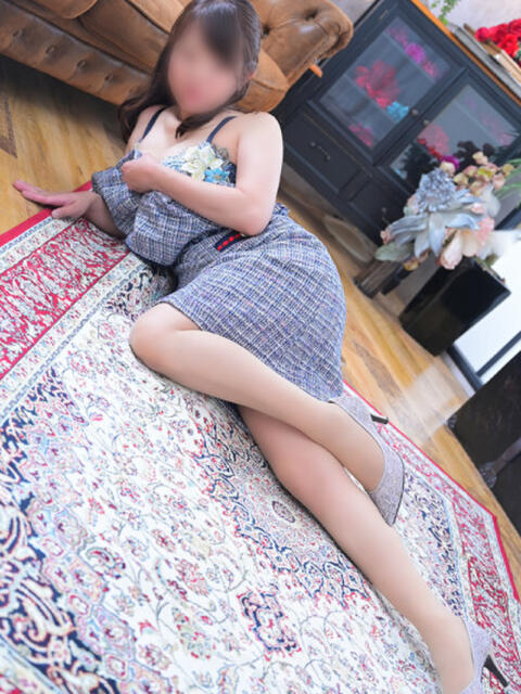 のの 奥鉄オクテツ大阪（駅待ち合わせ型人妻デリヘル）