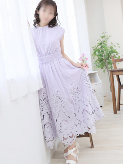 みなみ 奥鉄オクテツ大阪（駅待ち合わせ型人妻デリヘル）