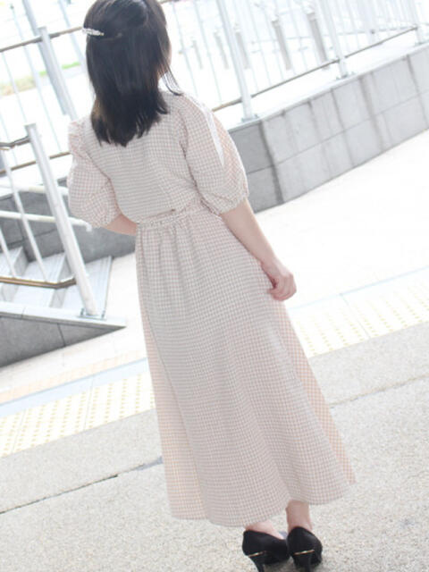 ことり 奥鉄オクテツ大阪（駅待ち合わせ型人妻デリヘル）