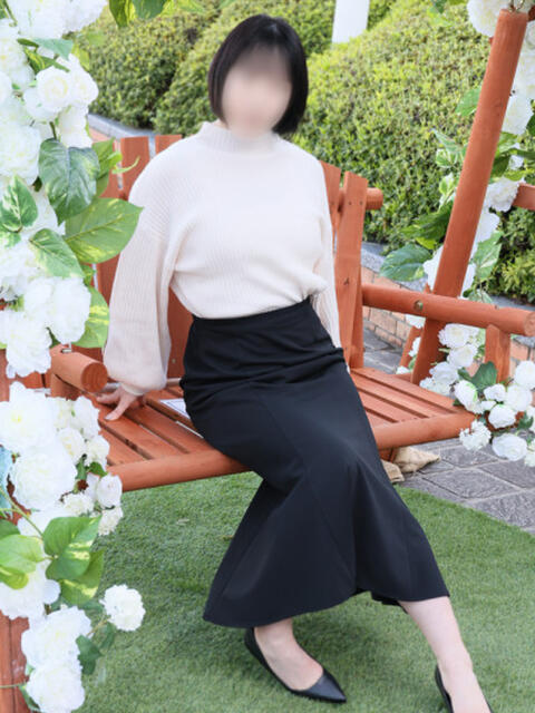 まろん 奥鉄オクテツ大阪（駅待ち合わせ型人妻デリヘル）