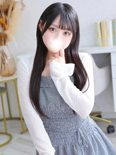 みお★キスで乱れる清純派JD★ Chloe五反田本店　S級素人清楚系デリヘル（デリヘル）