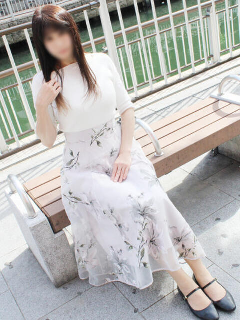 そよか 奥鉄オクテツ大阪（駅待ち合わせ型人妻デリヘル）