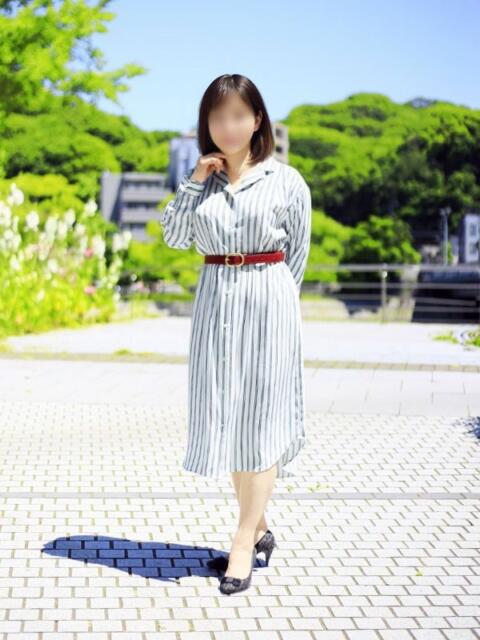 椎名 ゆい こあくまな熟女たち 広島店(KOAKUMAグループ)(人妻・熟女デリヘル)
