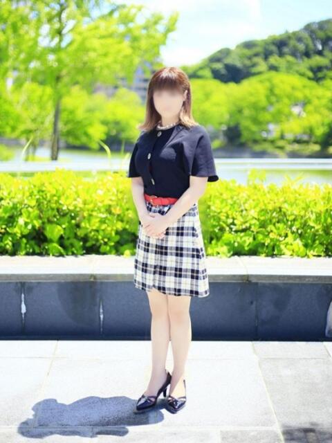 荒川 さき こあくまな熟女たち 広島店（KOAKUMAグループ）（人妻・熟女デリヘル）