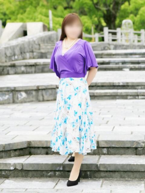 上条明奈 こあくまな熟女たち岩国店(KOAKUMAグループ)（人妻・熟女デリヘル）