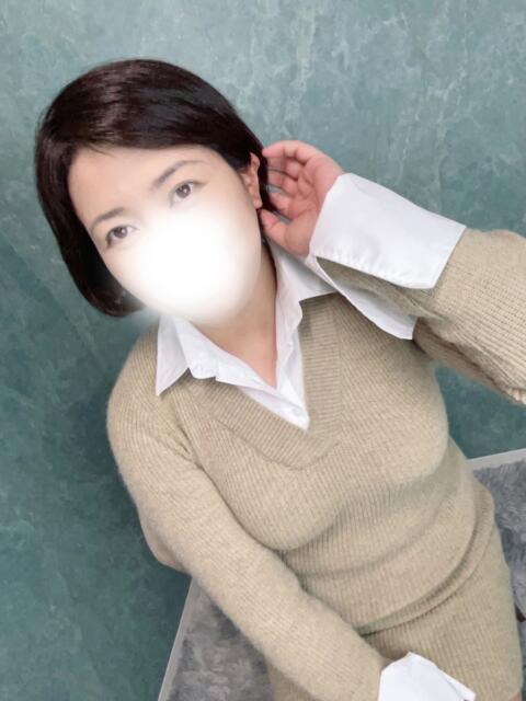 西野さやか♡ホスピ溢れる逸材 ぴゅあぱい熊本♡ぽちゃかわ巨乳専門♡誠実すぎる風俗♡返金保証店♡(ぽっちゃりデリヘル)