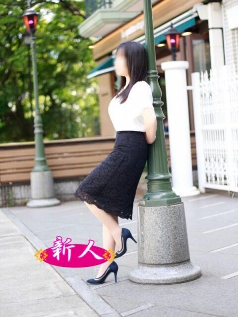 小泉めい こあくまな人妻・熟女たち山口店（KOAKUMAグループ）（人妻・熟女デリヘル）