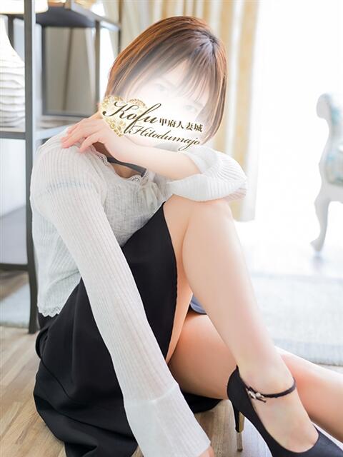 りな 甲府人妻城（人妻系デリヘル）