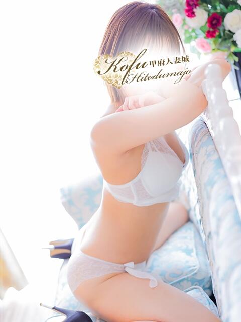 りな 甲府人妻城（人妻系デリヘル）