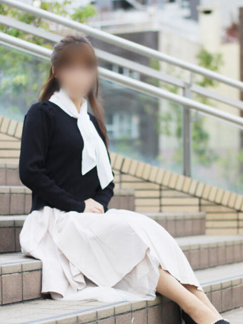 めめ 奥鉄オクテツ大阪（駅待ち合わせ型人妻デリヘル）