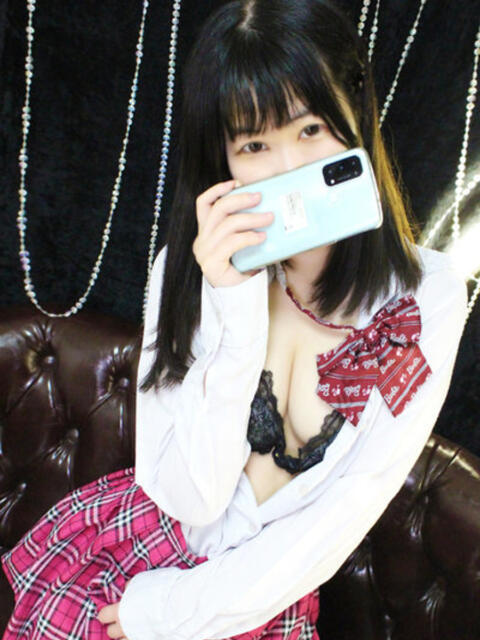 まなつ ドキドキＮＴＲ寝取られ生電話（デリヘル）