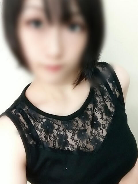小鳥遊-たかなし- 艶ドレス 相模原店（デリヘル）