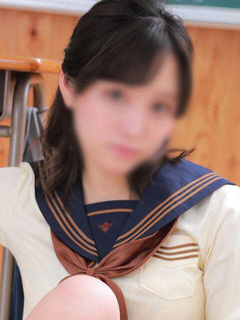 ゆず 吉祥寺チロル（シンデレラグループ）（素人系夜這いイメクラ）