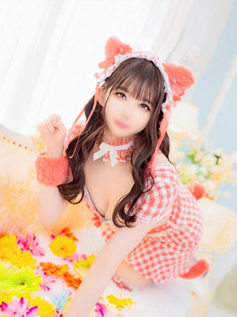 しずく【ロリ×巨乳×笑顔】 ロマネ（ソープランド）