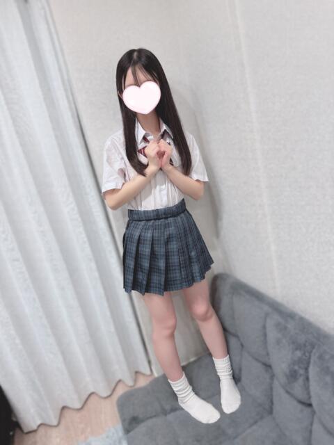 体験期間なな『小さい体にスタイルも顔も性格も抜群な完全無欠美少女 錦糸町派遣型JKリフレガチあい（派遣リフレ）