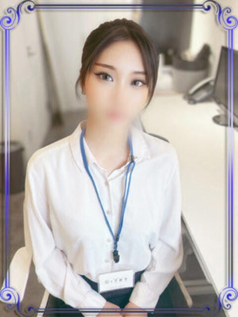 成瀬らん e女商事 池袋店（ホテヘル＆デリヘル）