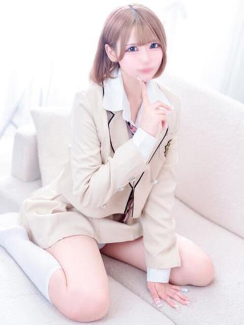 にな E+アイドルスクール品川店（デリヘル）