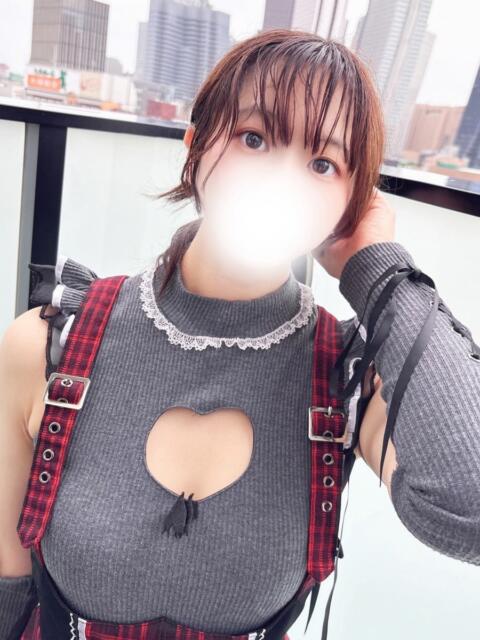 みつば 新宿ハンドメイド（手コキ・オナクラ）