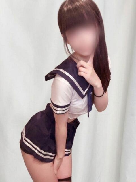 ゆい 横浜あおはる学園（派遣型オナクラ（手コキ））