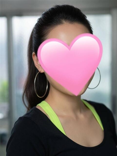 凛来-りく- 淫らなオンナ性体師･･･そして曖昧なひと時(本格派オイル性感マッサージ)（出張アロマエステ）
