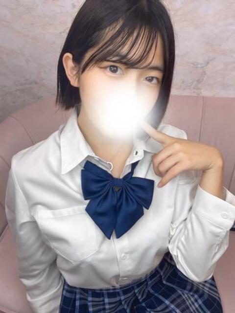 黒髪ショート清楚系さやかちゃん ロイヤル　アテンダー（デリヘル）