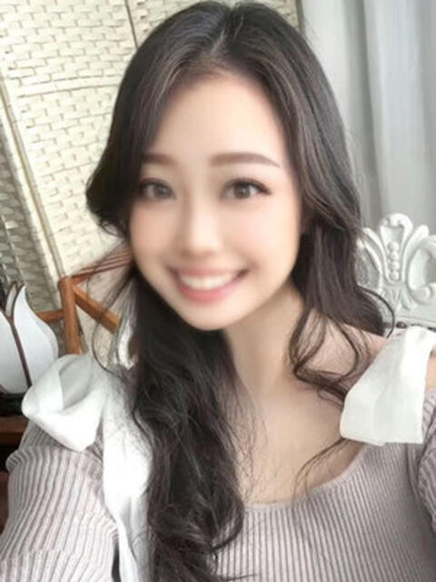 西原みあ 断りきれない美人マッサージ嬢たち（デリヘル＆エステ）