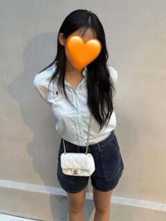 ゆず歳清楚系スレンダー美人