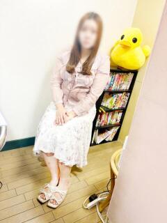 なつみ ピーチ人妻浪漫飛行（十三/ホテヘル）