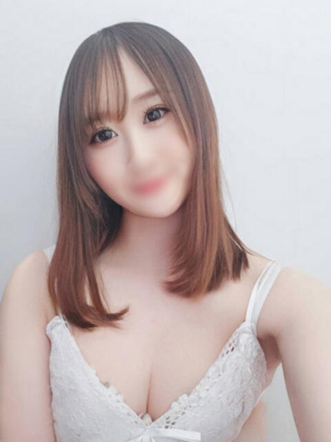秋華はるか ウルトラホワイト（デリヘル）